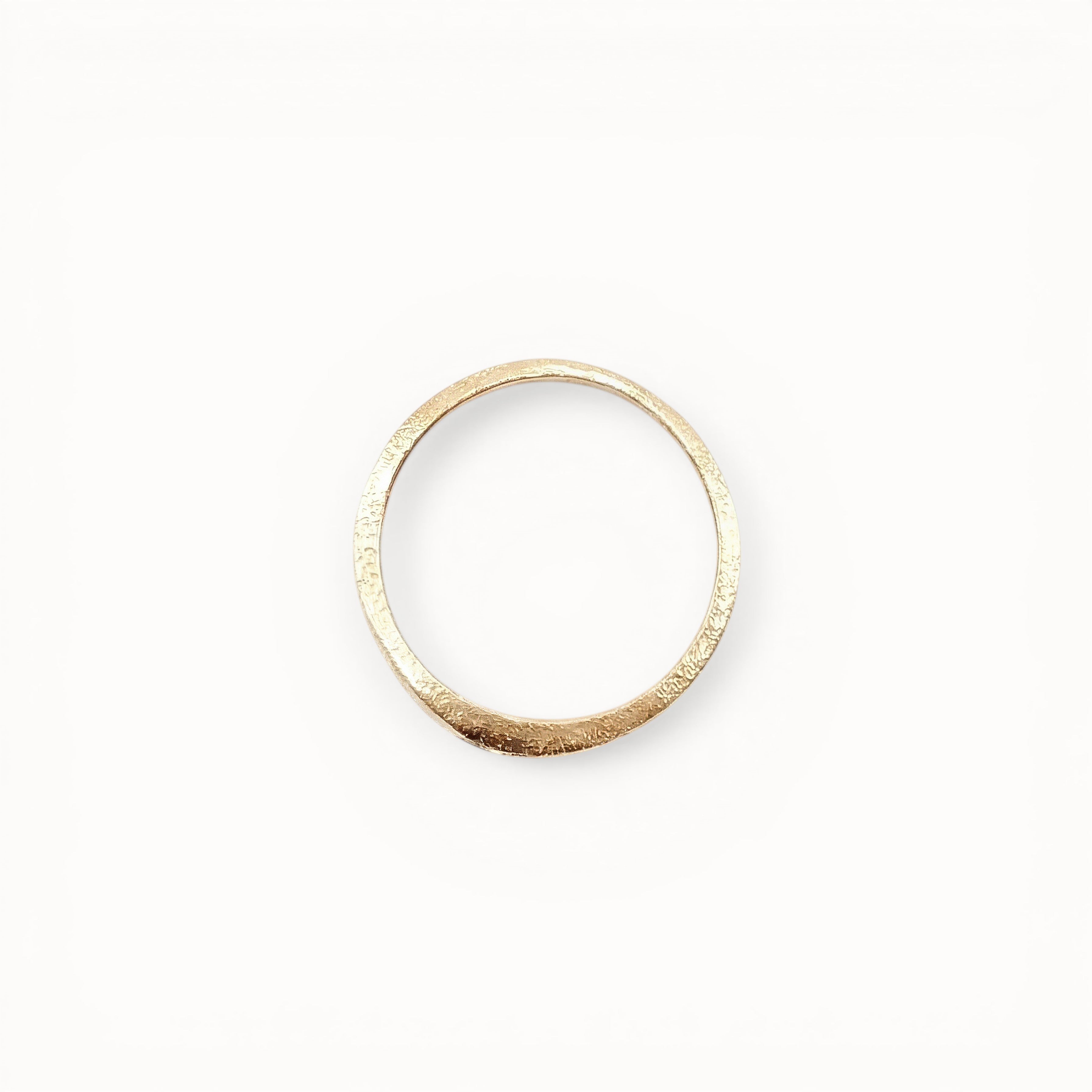 Loen Jewelry Amelie ring, gold-plated 925 sterling silver with engraved pattern, delicate and unique.